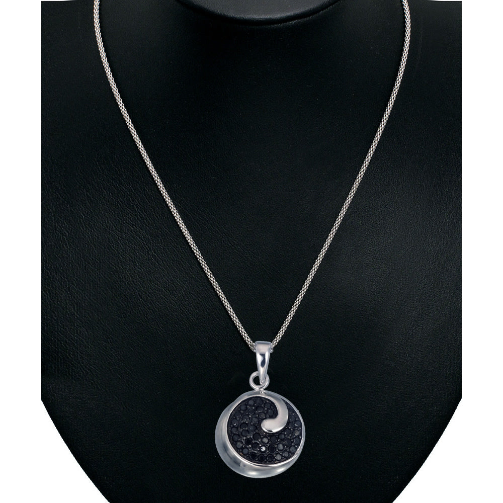 Black Circle Diamond Pendant Necklace