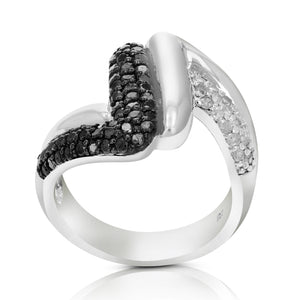 1.05 cttw Black and White Diamond Ring in .925 Sterling Silver with Rhodium