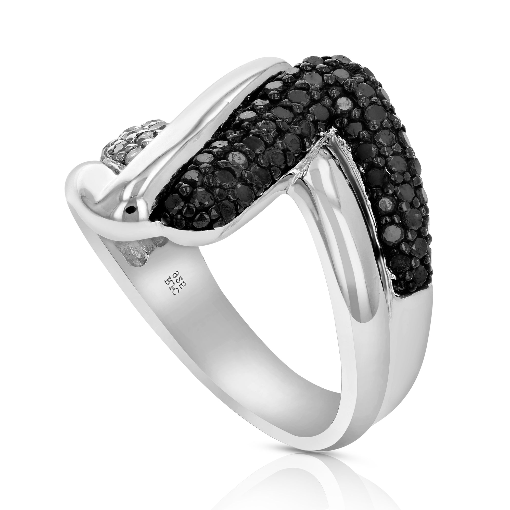 1.05 cttw Black and White Diamond Ring in .925 Sterling Silver with Rhodium