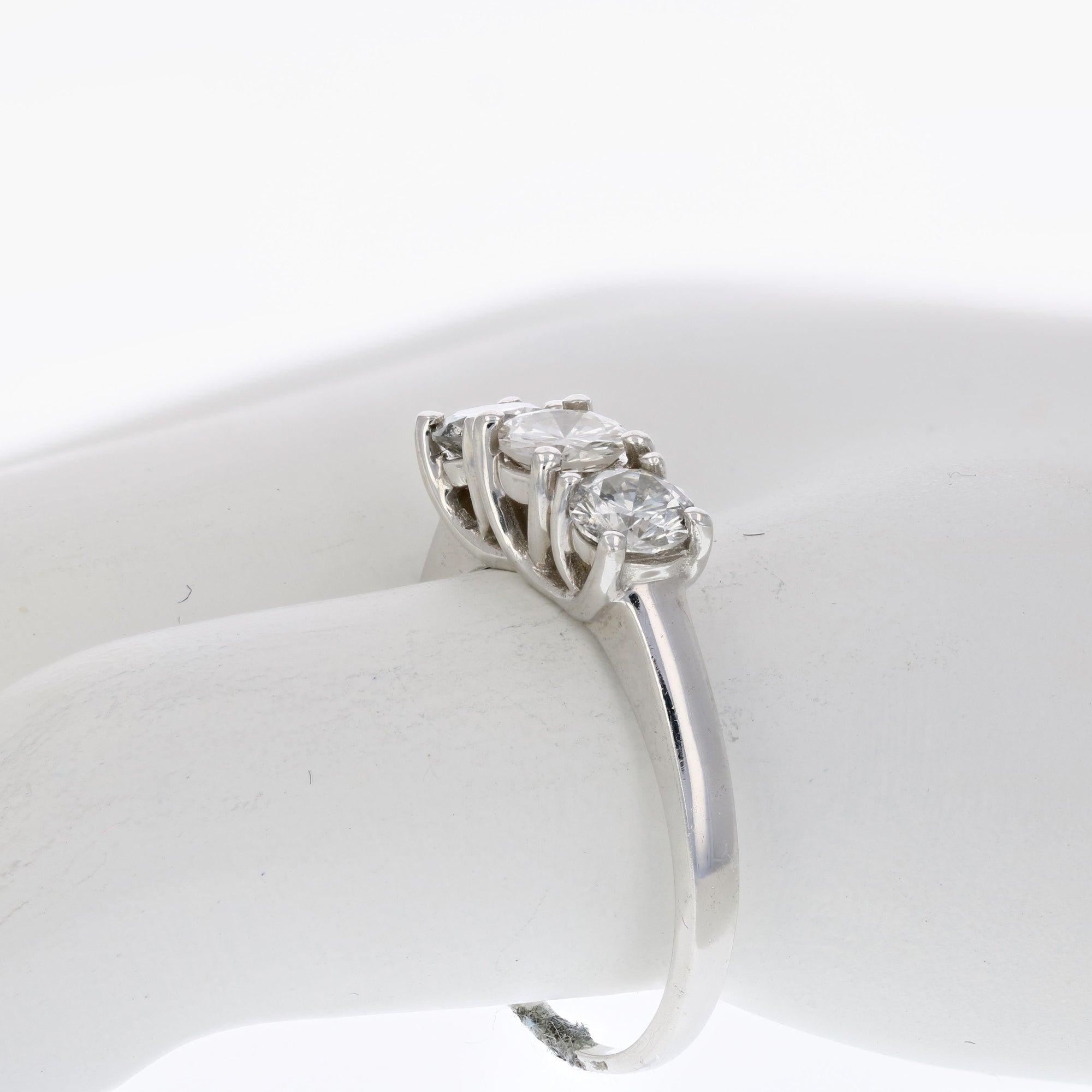 1 cttw Diamond 3 Stone Engagement Ring 14K White Gold Wedding Bridal Size 7